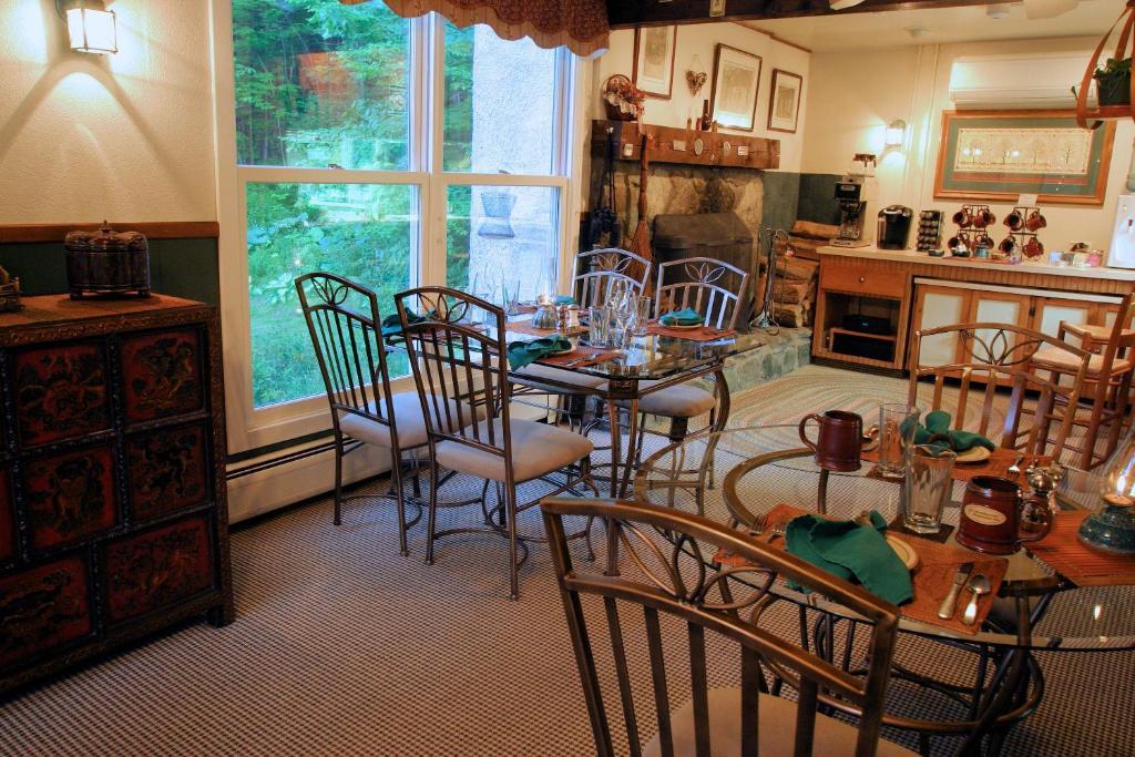 Waitsfield Weathertop Mountain Inn מראה חיצוני תמונה